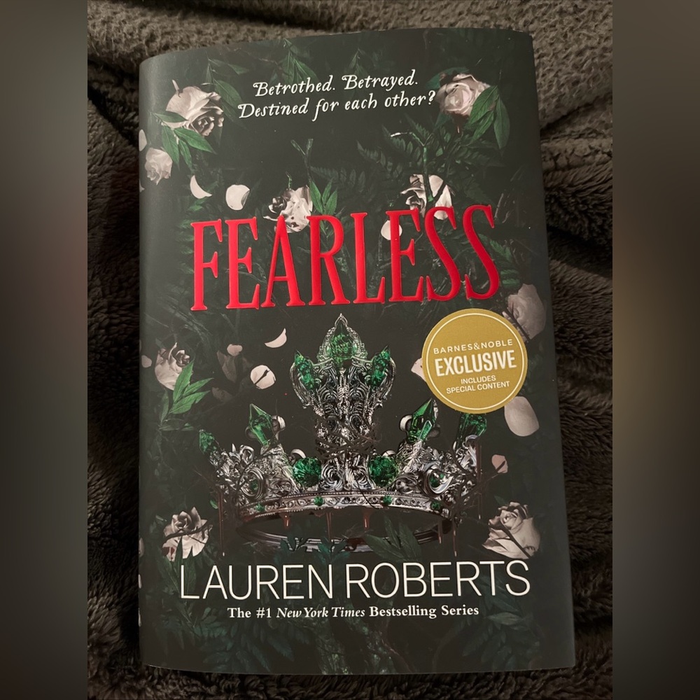 Fearless by Lauren Roberts - Barnes & Noble Exclusive Edition SIGNED